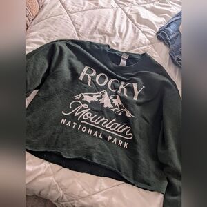 Rocky Mountain National Park vintage look cropped sweatshirt